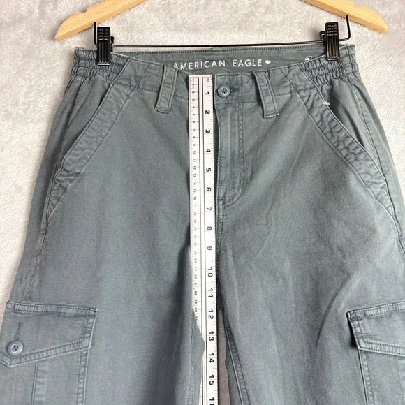 American Eagle Cargo Pants Gray Green High Rise Straight Leg Stretch Sz 6 NWOT - Picture 6 of 8